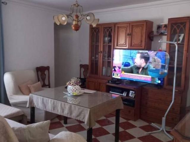 Piso en venta en Lora Del Río, Andalucía