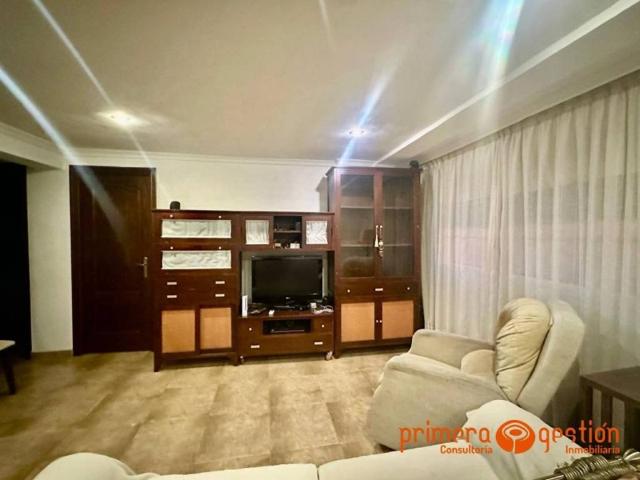 Piso en venta en Lora Del Río, Andalucía