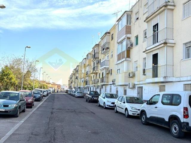 Piso en venta en Lora Del Río, Andalucía