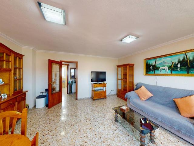 Piso en venta en Casco Antiguo - Santa Cruz - Ayuntamiento, l'Alacantí