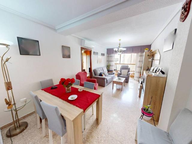 Piso en venta en Casco Antiguo - Santa Cruz - Ayuntamiento, l'Alacantí