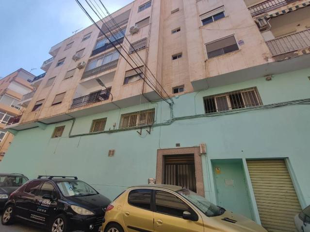 Piso en venta en Almedina, Almería