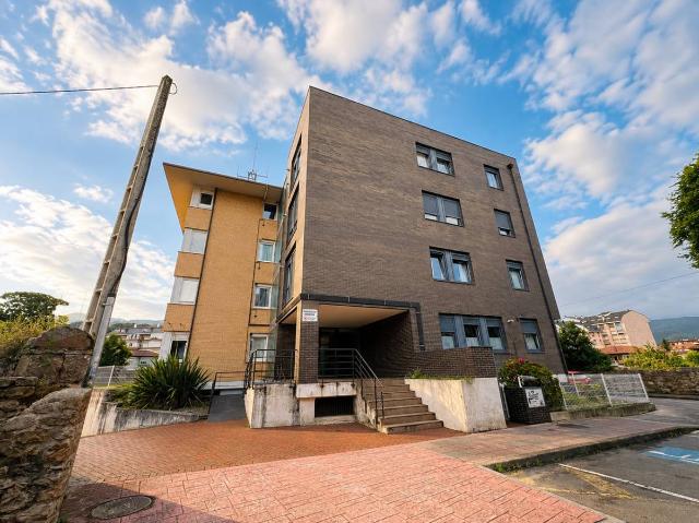 Piso en venta en Los Corrales De Buelna, Cantabria