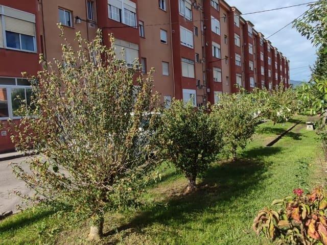 Piso en venta en Los Corrales De Buelna, Cantabria