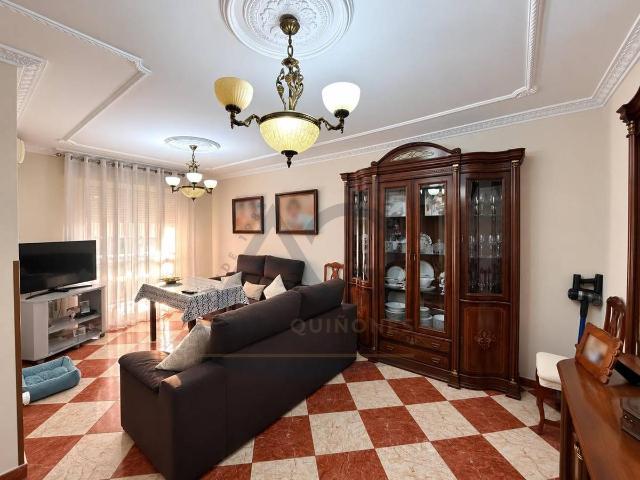 Piso en venta en Los Palacios Y Villafranca, Andalucía