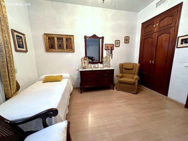 Piso en venta en Triana, Sevilla