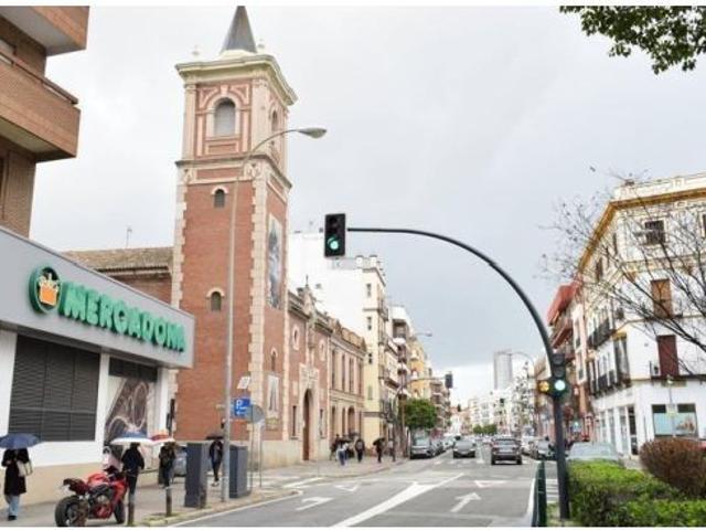Piso en venta en Triana, Sevilla