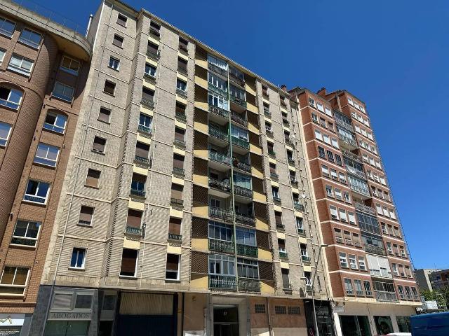 Piso en venta en Burgos, Castilla y León