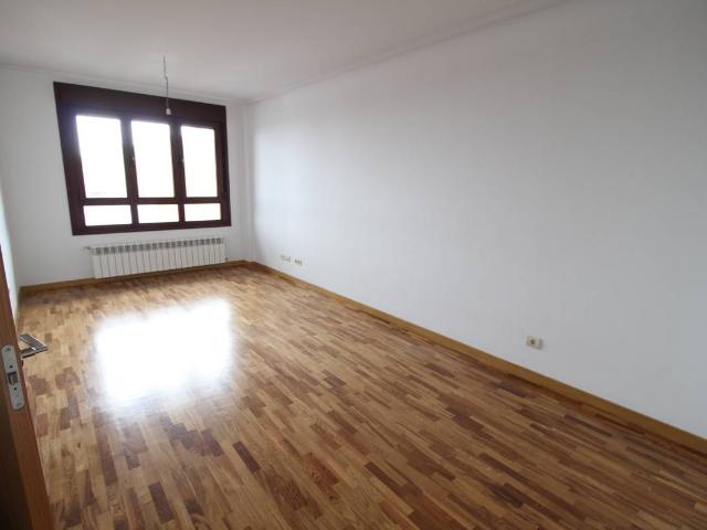 Piso en venta en Los Laureles, Gozón