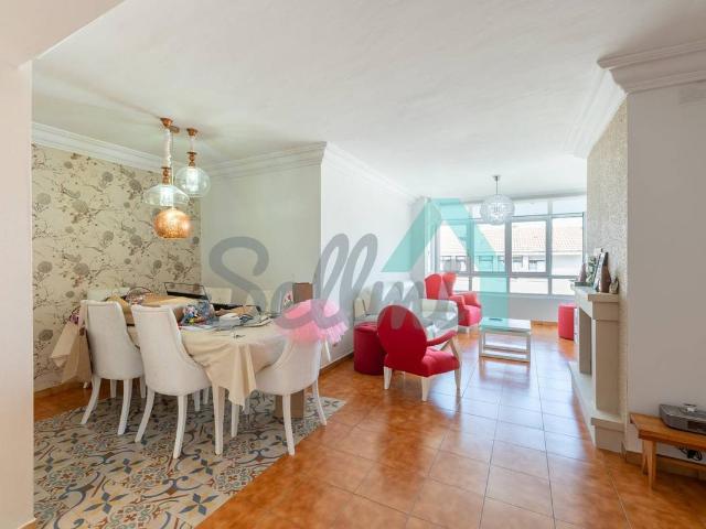 Piso en venta en Gozón, Los Laureles