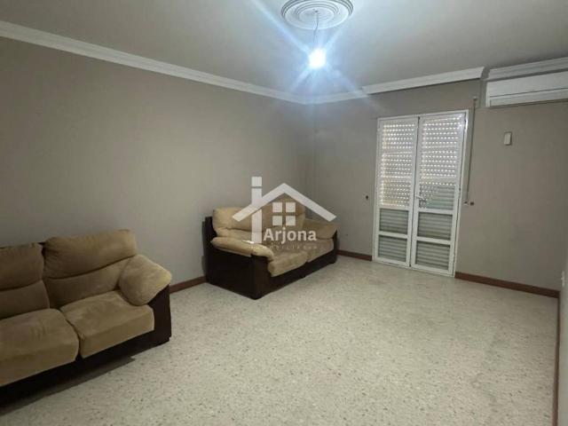 Piso en alquiler en Lucena, Córdoba