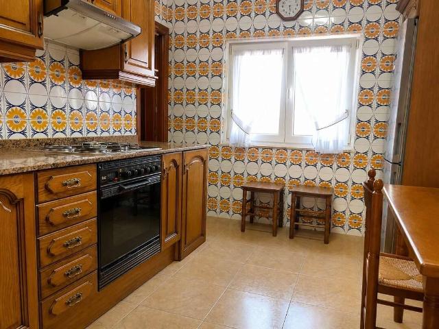 Piso en venta en Santolaya, Siero