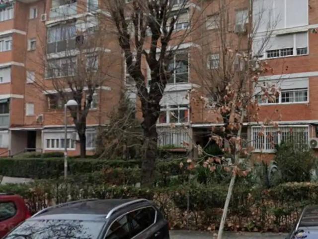 Piso en venta en Moratalaz, Madrid
