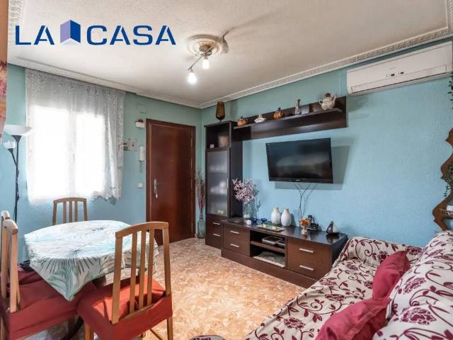 Piso en venta en Usera, Madrid