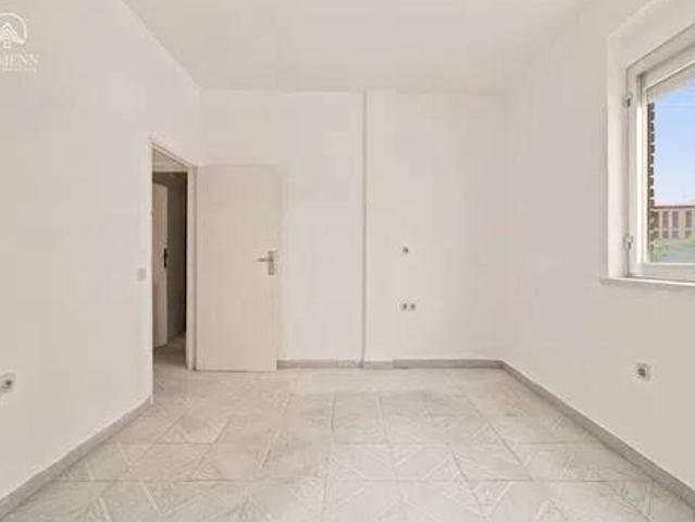 Piso en venta en Ciudad Lineal, Madrid