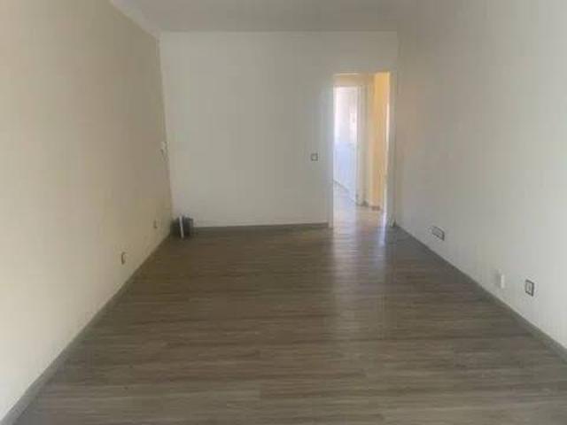 Piso en venta en Pradolongo, Madrid