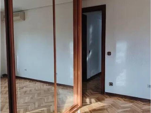 Piso en venta en Usera, Madrid