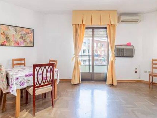 Piso en venta en Usera, Madrid