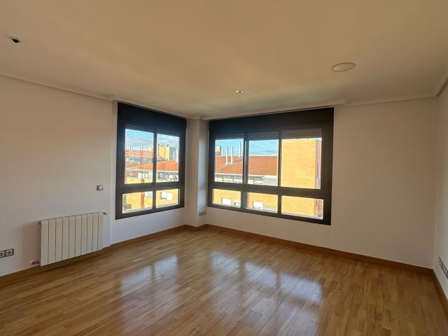Apartamento en venta en San Blas - Canillejas, Madrid