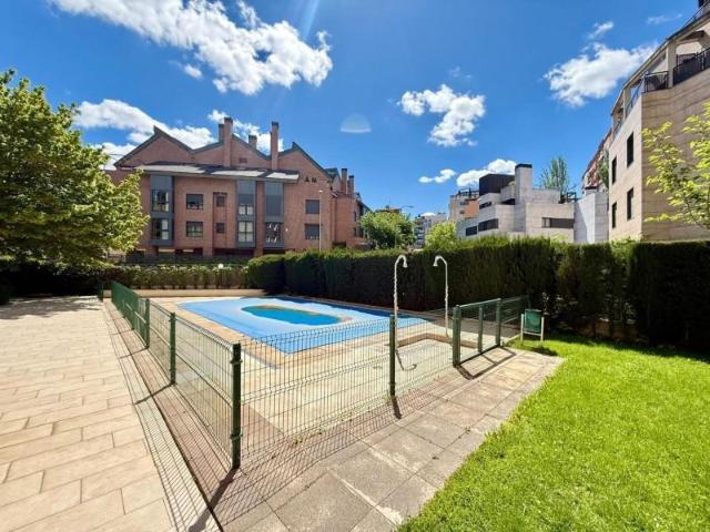 Piso en venta en Ciudad Lineal, Madrid