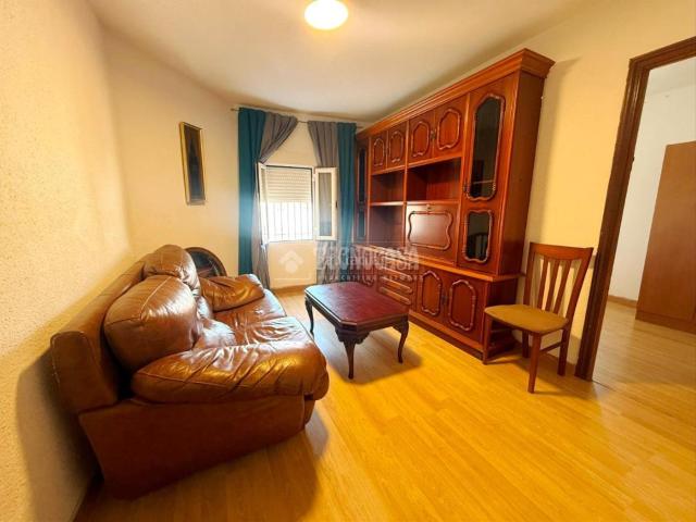 Piso en venta en Madrid, Cortes