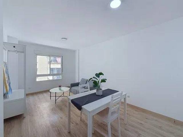 Piso en venta en La Trinidad (Bailén-Miraflores), Málaga