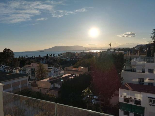 Piso en venta en Málaga, El Palo