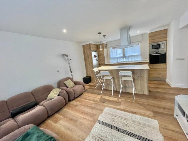 Piso en venta en Kabiezes, Santurtzi