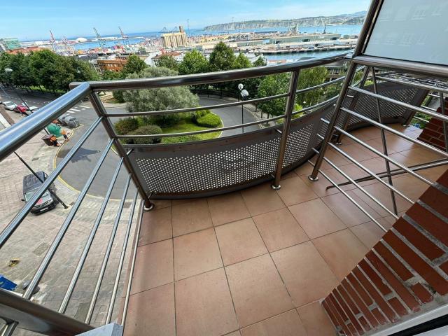 Piso en venta en Santurtzi, Mamariga
