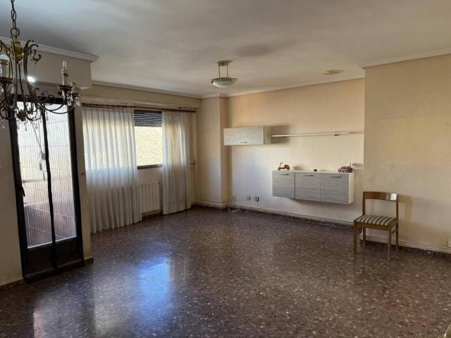 Piso en venta en Manises, Valencia