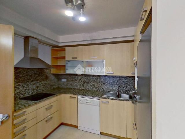 Piso en venta en Vic - Remei, Bages