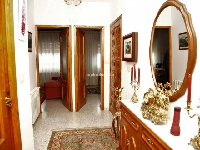 Piso en venta en Manzaneda Piso en venta en Manzaneda