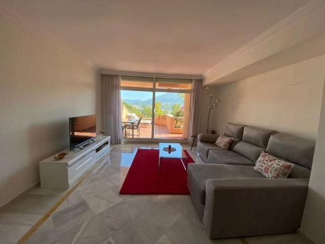 Piso en venta en Nueva Andalucía, Costa del Sol Occidental