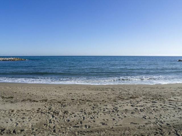 Piso en venta en Marbella, Nueva Andalucía