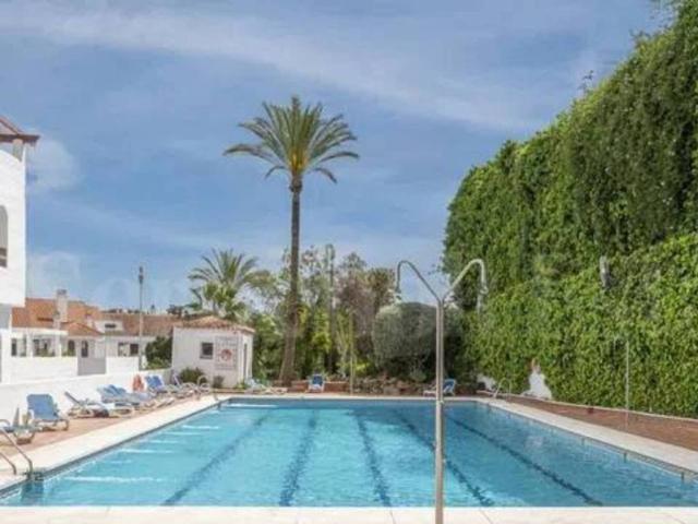 Piso en venta en Nueva Andalucía, Costa del Sol Occidental