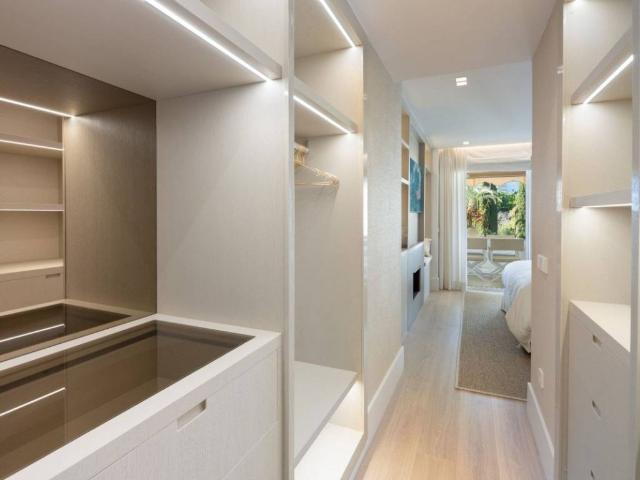 Piso en venta en Marbella, Alhambra del Mar