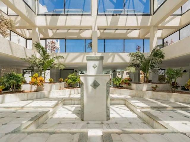 Piso en venta en Marbella, Nueva Andalucía