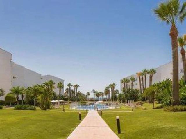 Piso en venta en Marbella, Nueva Andalucía