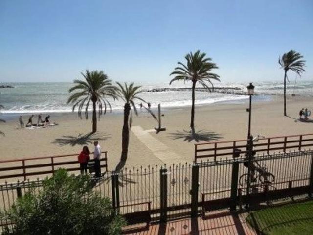 Piso en venta en Marbella, Nueva Andalucía