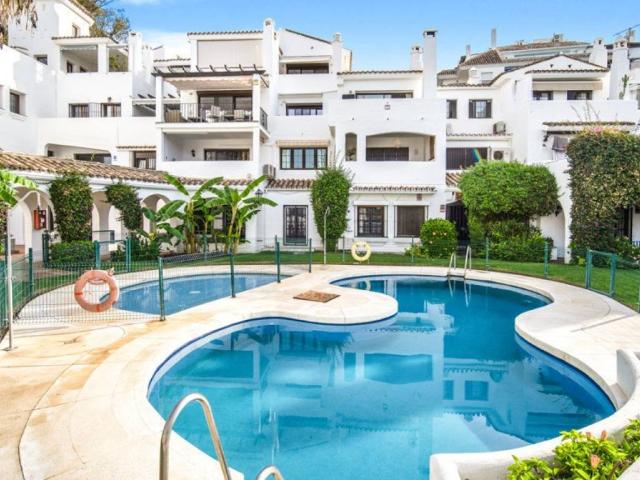 Piso en venta en Marbella, Nueva Andalucía