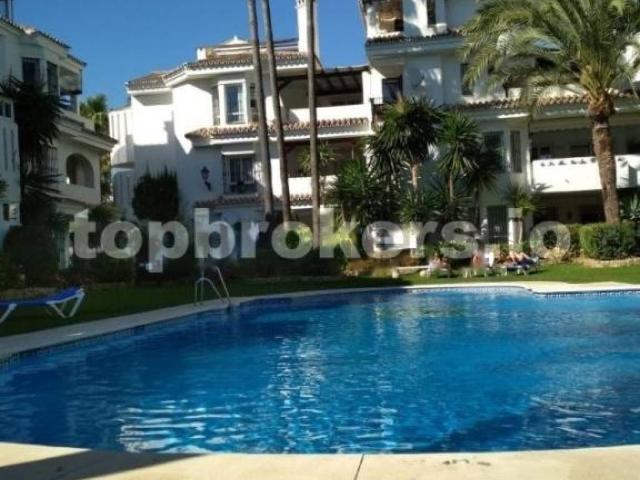 Piso en venta en Marbella, Nueva Andalucía
