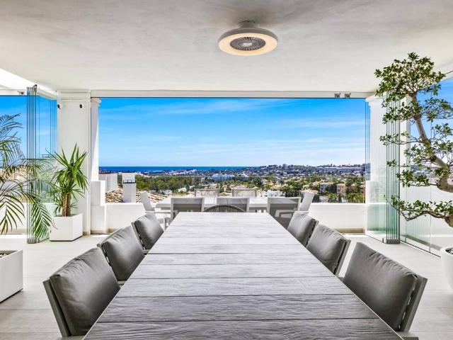 Piso en venta en Marbella, Nueva Andalucía