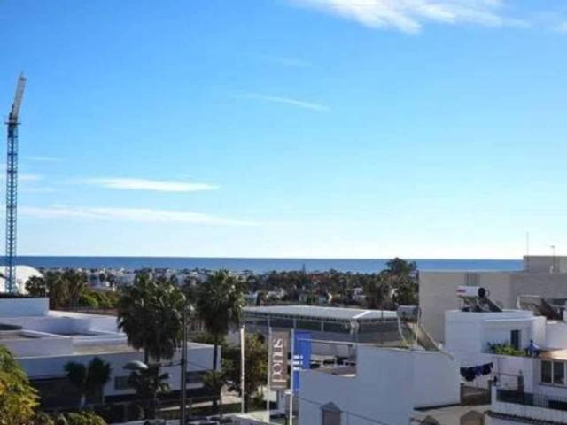 Piso en venta en El Ingenio, Marbella