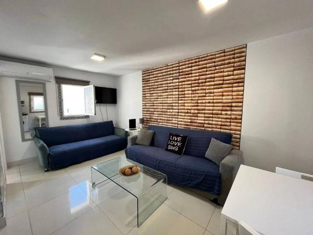Piso en venta en Las Albarizas, Costa del Sol Occidental