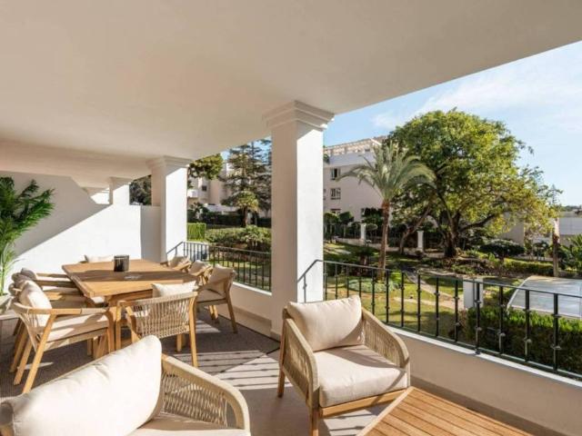 Piso en venta en Marbella, Marbella River Garden