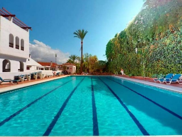 Piso en venta en Marbella, Nueva Andalucía
