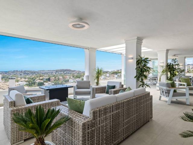 Piso en venta en Marbella, Nueva Andalucía