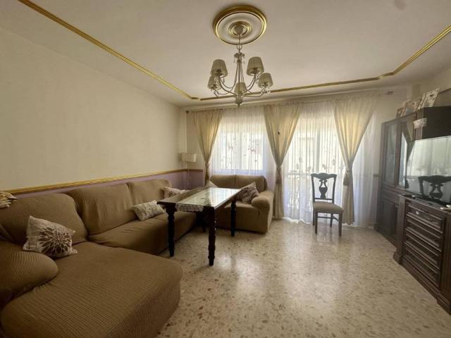 Piso en venta en Marchena, Andalucía