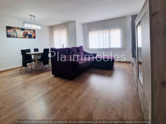 Piso en venta en Sant Boi De Llobregat, Barri Centre