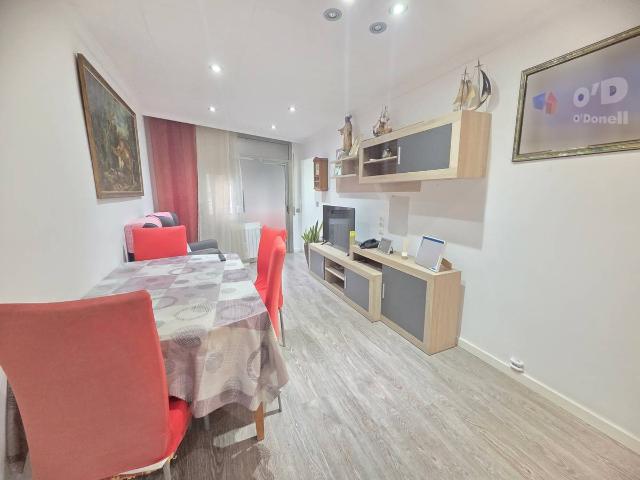 Piso en venta en Barri Centre, Sant Boi De Llobregat